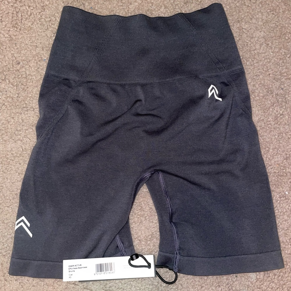 ONER ACTIVE Effortless Seamless Shorts in Coal size XS